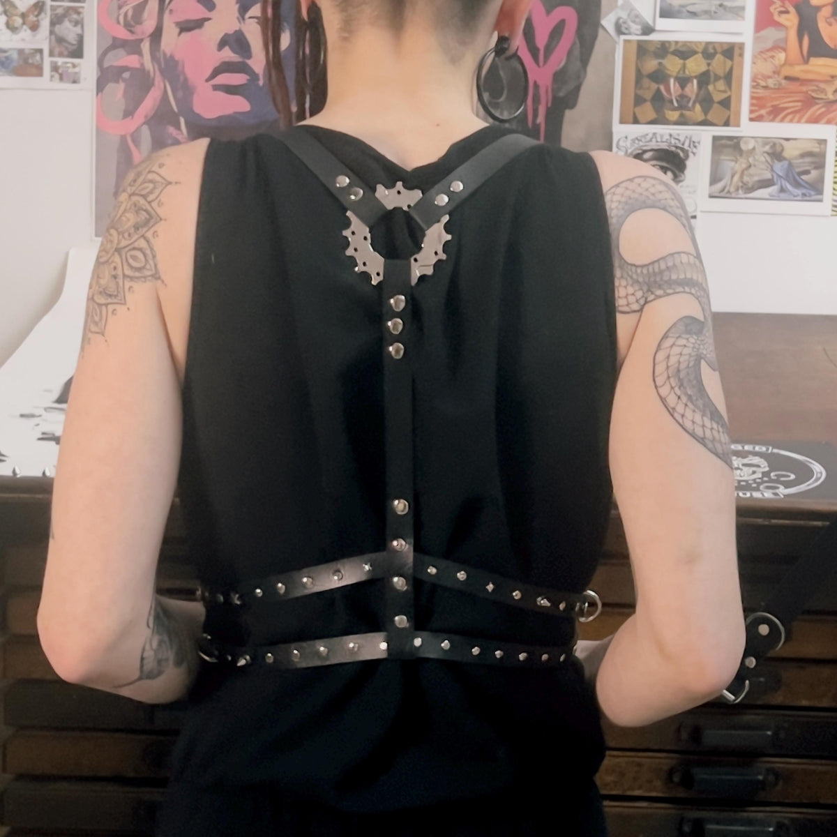 Gearshift Reversible Harness – Handmade Industrial Shoulder Harness with Reclaimed Bicycle Gear