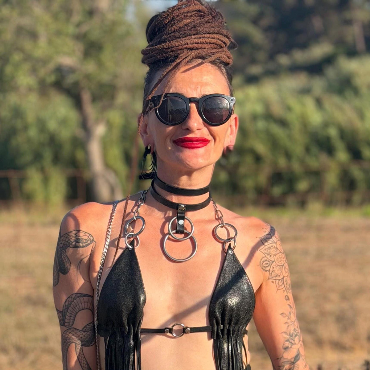 Italienisches Leder-Halsband mit Doppelriemen und O-Ring – Edelstahl-Beschläge