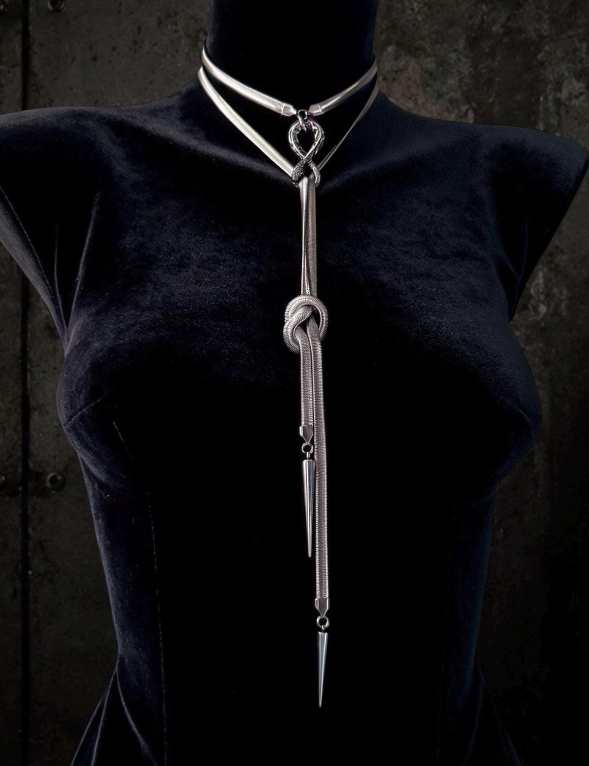 Infinite Ouroboros Snake Chain Necklace – Stainless Steel Gothic Spike Jewelry