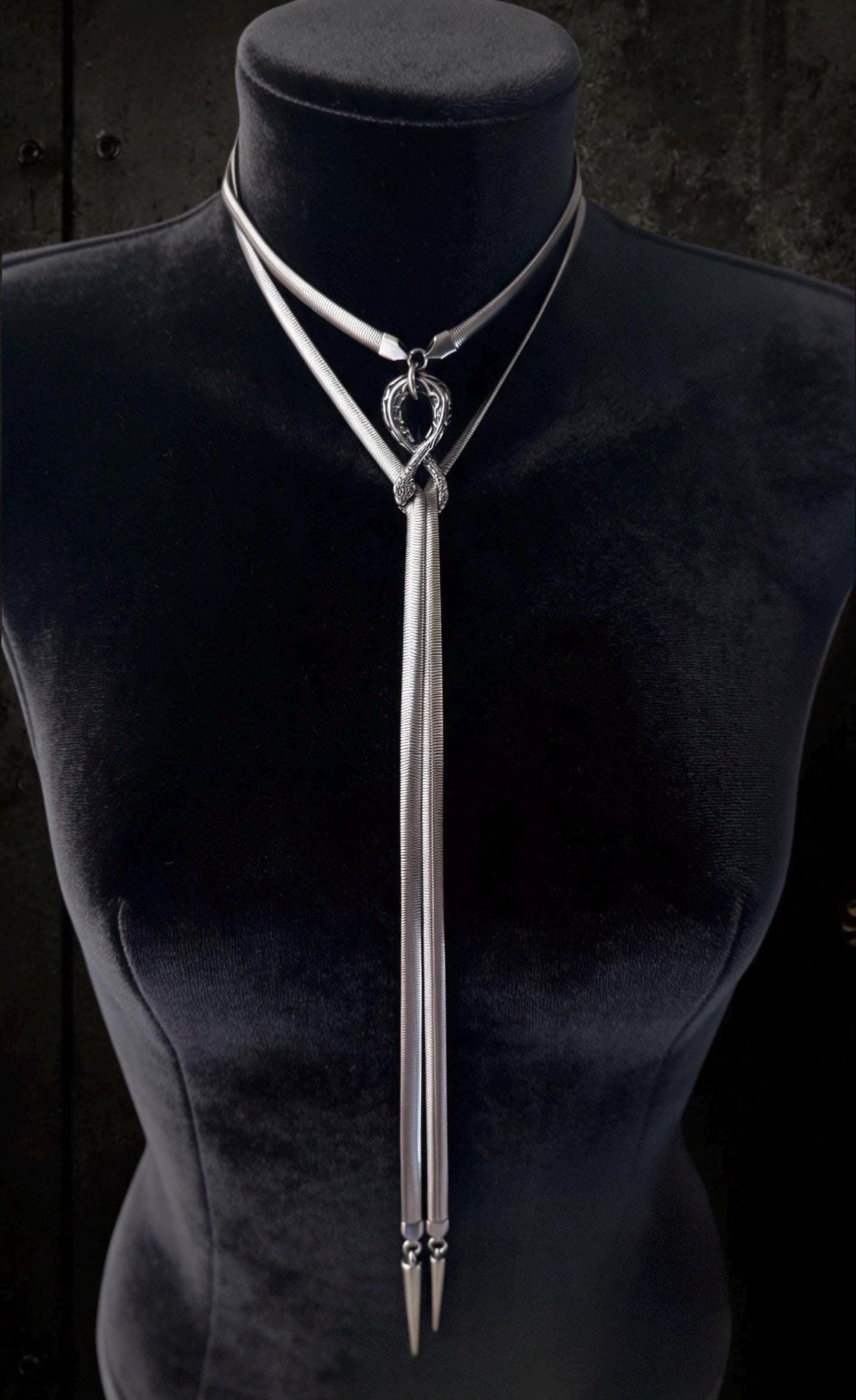 Infinite Ouroboros Snake Chain Necklace – Stainless Steel Gothic Spike Jewelry